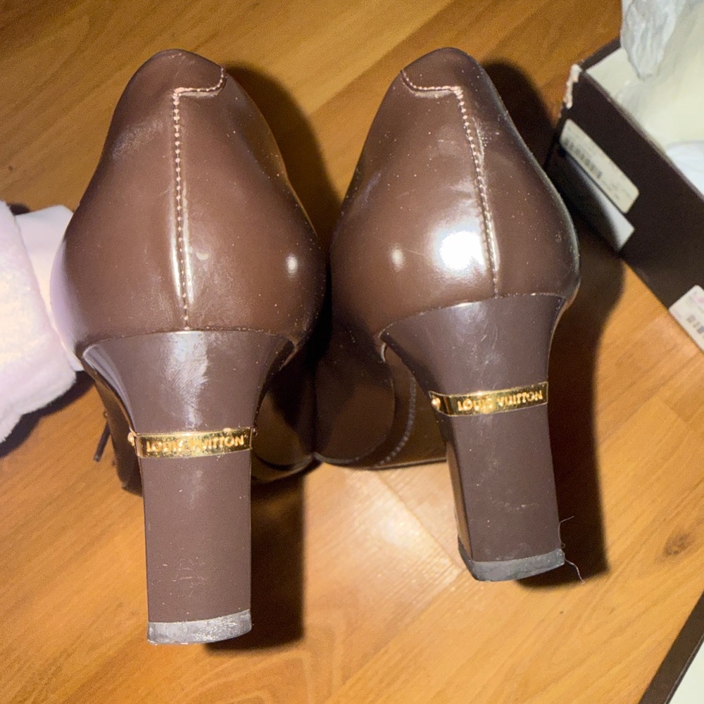 Louis Vuitton brown Mary Jane heels - Picture 4 of 7